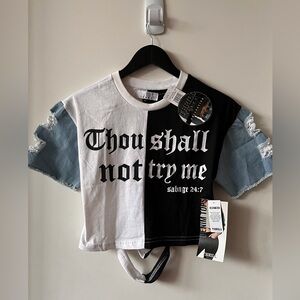 BNWT Thrill Jeans Distressed crop top t shirt with graphic text